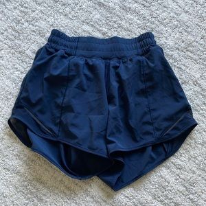 Lululemon hotty hot navy shorts (size 2 TALL)